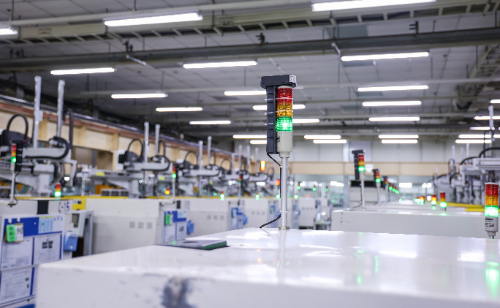 Lean Manufacturing Solutions for Smart Factories